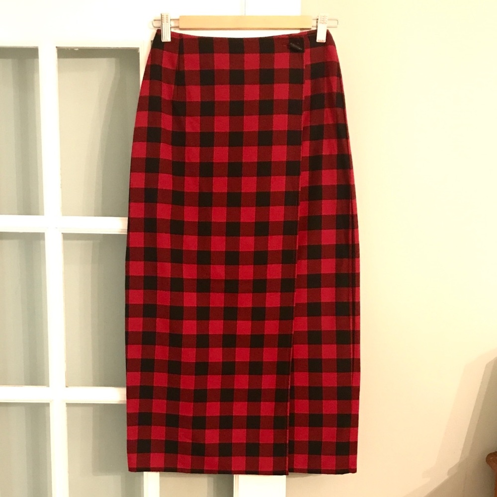 Liz Claiborne Red &Black Checkered Long Skirt